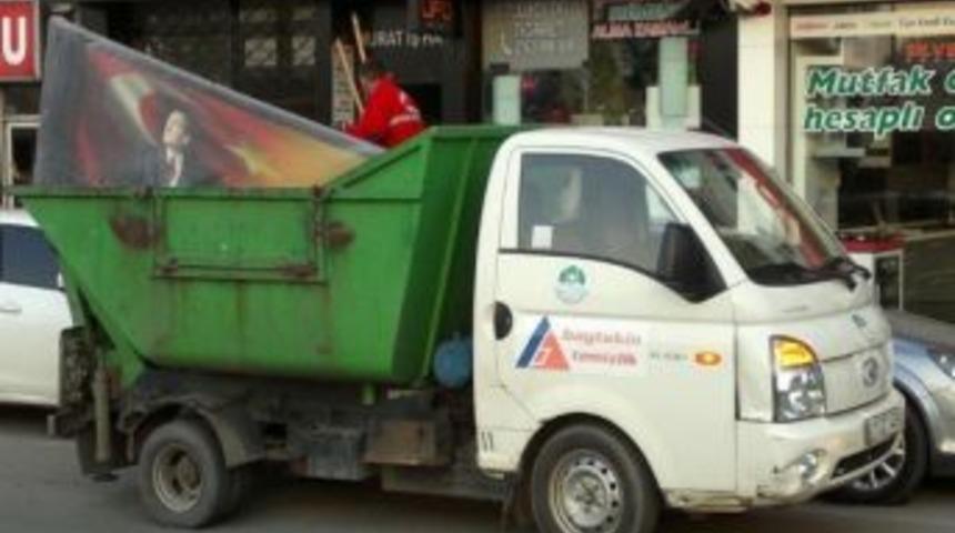 &Ccedil;&ouml;p Kamyonundaki Atat&uuml;rk Tablosuna Tepki