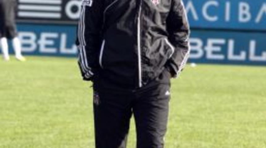 Samet Aybaba: Sol Bek Alternatifi Bulmak Zor