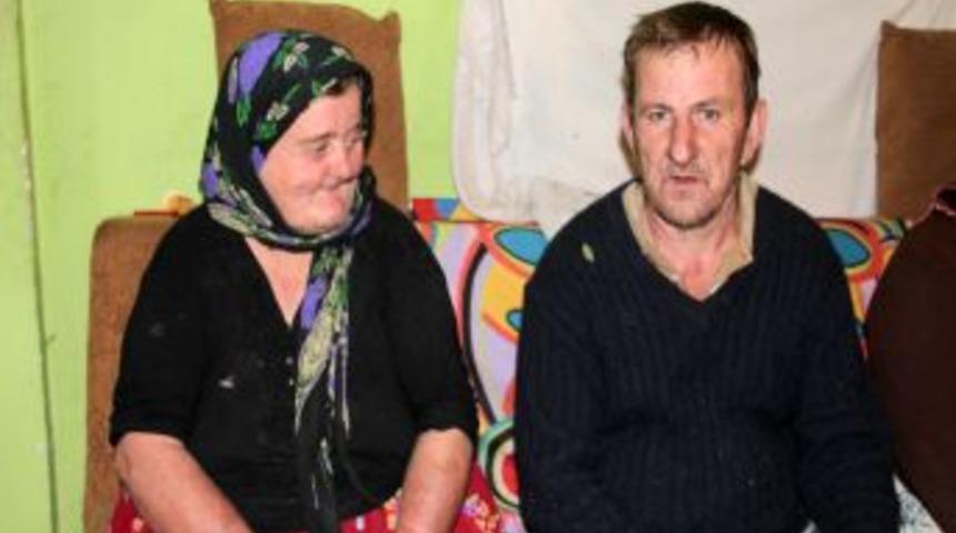 Engelli Annenin 2 Çocuğu Ile Yaşam Mücadelesi