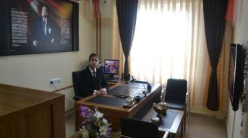 Ardahan&rsquo;da K&ouml;ksal Malko&ccedil; Yılın &Ouml;ğretmeni Se&ccedil;ildi