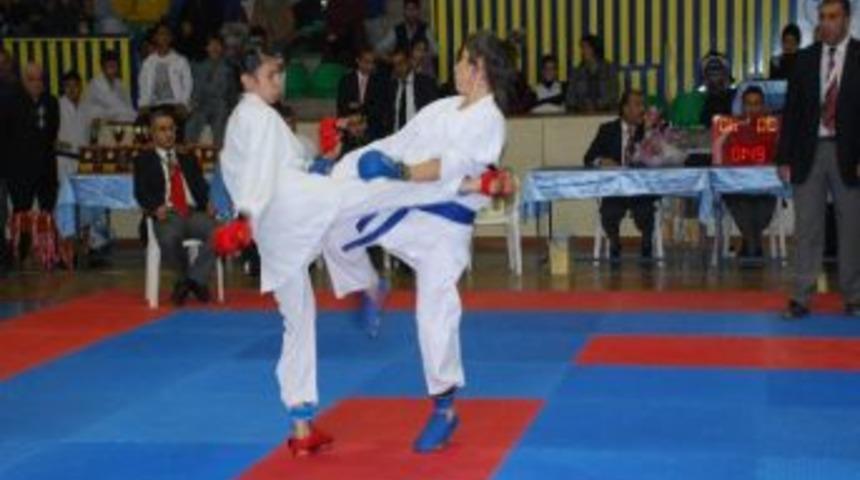 Adıyamanlı Karateciler Gelşim Kampında