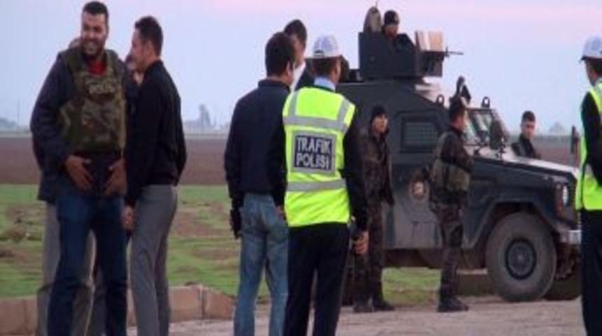 Suru&ccedil;-Kobani Sınırını Polis Karadan, Asker Havadan Denetliyor