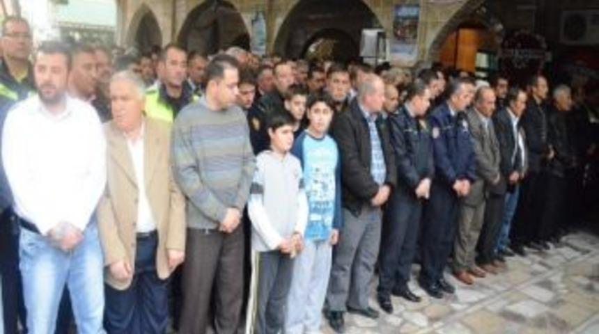 D&ouml;rt Yaşındaki Rıfat Son Yolculuğuna Uğurlandı