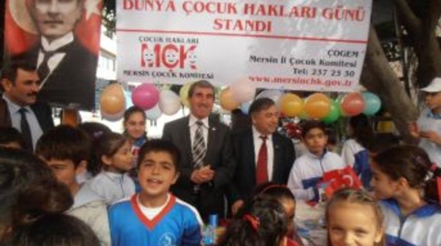 D&uuml;nya &Ccedil;ocuk Hakları G&uuml;n&uuml;