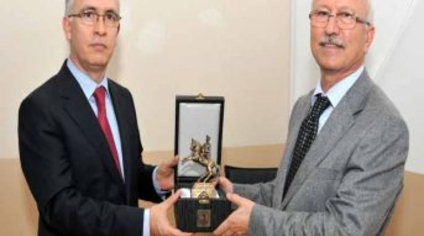 Prof. Dr. Altun: Matematikte Hedef, Matematiksel Yatkınlık Kazandırmak