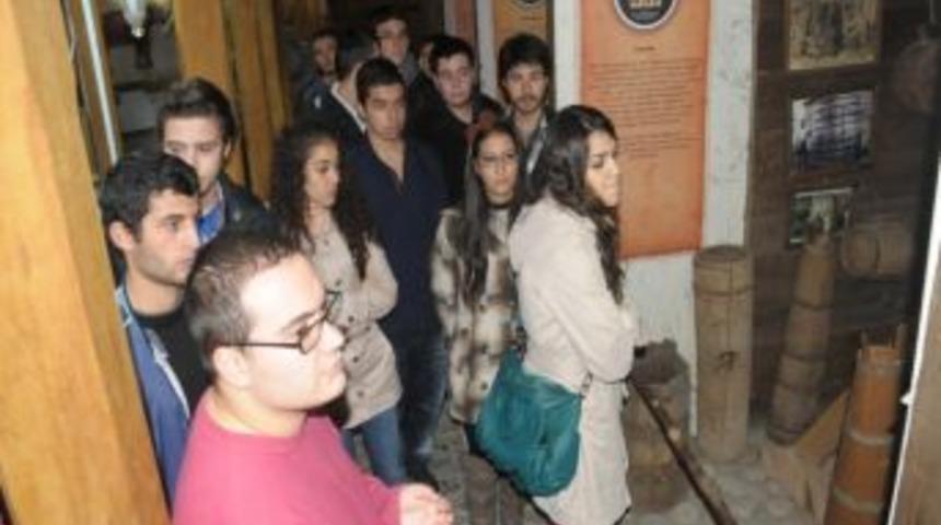 Fak&uuml;ltenin İlk &Ouml;ğrencileri İneg&ouml;l&rsquo;&uuml; Tanıyor