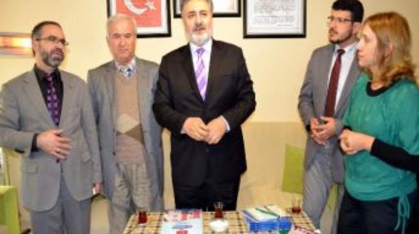 Engelliler Kur'an &Ouml;ğreniyor