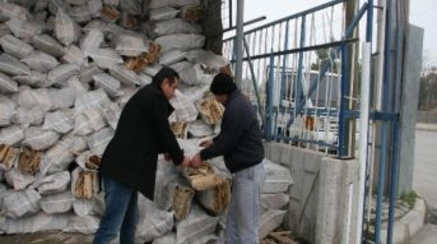 K&ouml;m&uuml;rc&uuml; Esnafı Kayıt Dışı K&ouml;m&uuml;rden Şikayet&ccedil;i