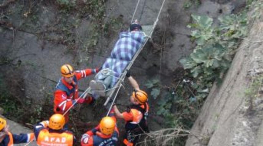 AFAD &Ccedil;alışanlarından Nefes Kesen Tatbikat