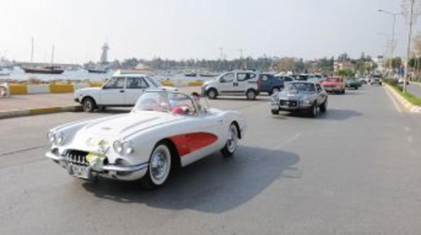 Tuzla Belediyesi, Amerikan Otomobil Sevdalılarını Buluşturdu