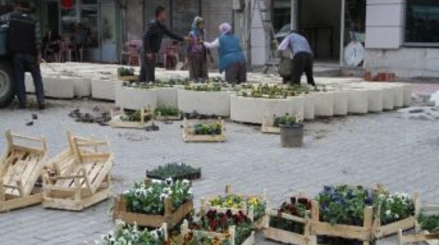 K&ouml;pr&uuml;başı Kışın Da Rengarenk Olacak