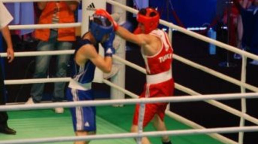 B&uuml;y&uuml;kler Boks Şampiyonası İ&ccedil;in Geri Sayım Başladı