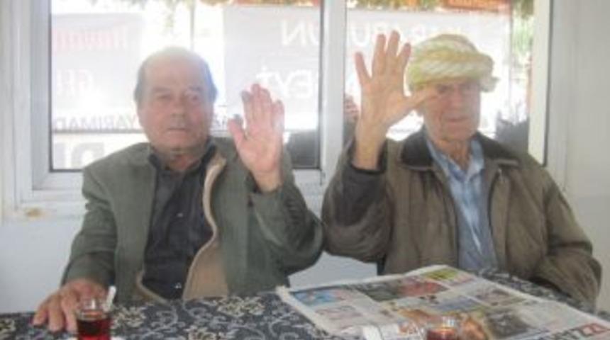 Karaburun'da Balık &Ccedil;iftliği Kurmak İsteyen Firma, Bilgilendirme Toplantısını Yapamadı