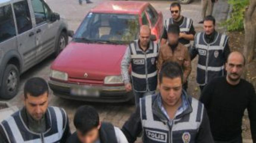 Kasa Hırsızları Yakalandı