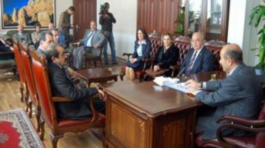 'akalp'ten Vali Demirtaş'a Ziyaret