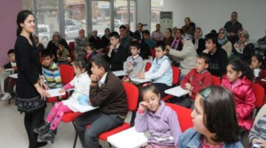 Etimesgut'ta Kekemelik Kursu Başladı