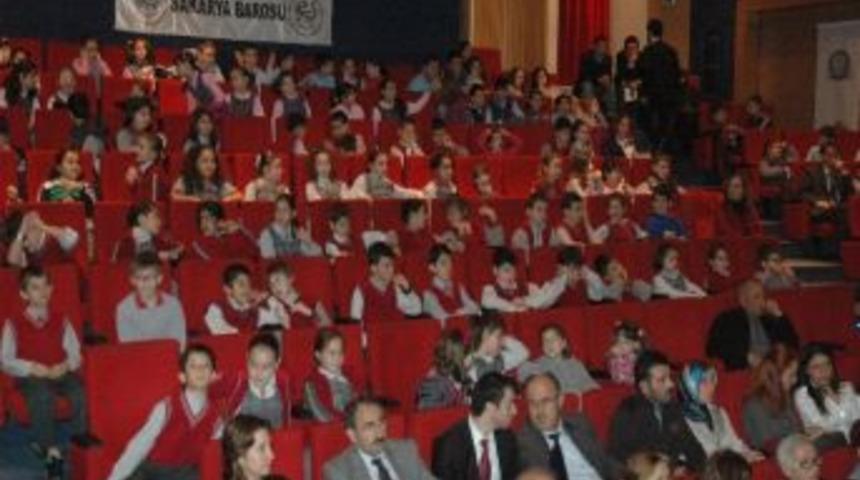 Sakarya&rsquo;da &ldquo;20 Kasım D&uuml;nya &Ccedil;ocuk Hakları G&uuml;n&uuml; &ldquo; Kutlandı