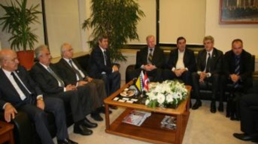 &ldquo;bosna Şu An T&uuml;rkiye&rsquo;nin 90&rsquo;lı Yılları Gibi&rdquo;