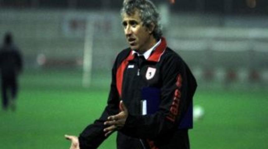 Samsunspor'da Teknik Direkt&ouml;r Durmuş, Yeni Takımıyla İlk İdmanına &Ccedil;ıktı