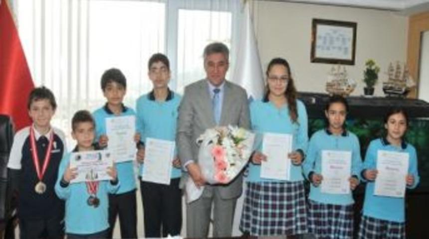 Yaman &Ouml;ğrenciler Başkan İnce'yi Ziyaret Etti