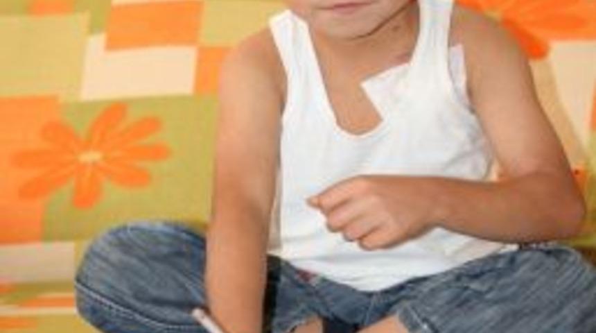 İki B&ouml;breği De Olmayan Minik Hazat Nakil Bekliyor