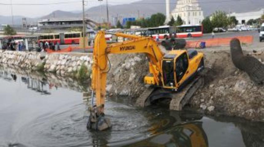 Yenişehir Gıda &Ccedil;arşısı&rsquo;na Yeni K&ouml;pr&uuml; Geliyor