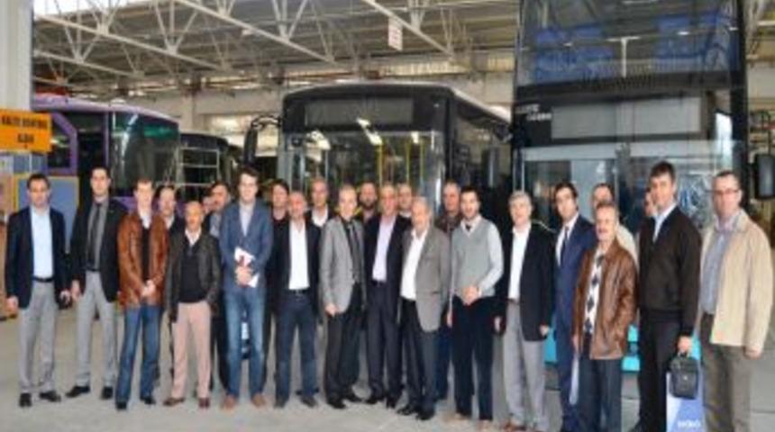 Bursa'da &Uuml;retilen Otob&uuml;sler, İtalya'da Turist Gezdiriyor