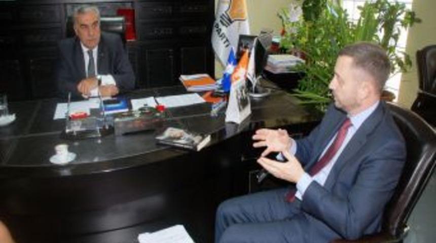 AB Türkiye Delegasyonu Müsteşarı, AK Parti İl Başkanı Akay’ı Ziyaret Etti