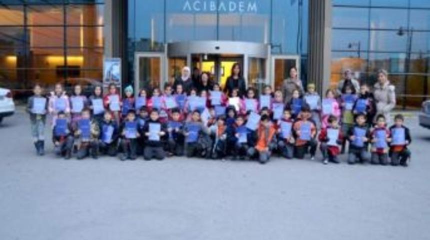 İlkokul &Ouml;ğrencileri Acıbadem Eskişehir Hastanesi&rsquo;ni Ziyaret Etti