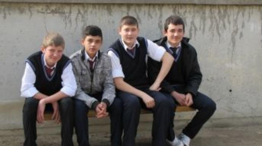 Emet Bor'dan Eğitime Destek