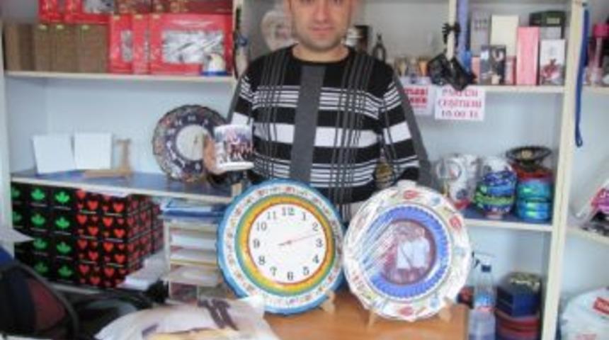 &Ouml;ğretmenler G&uuml;n&uuml;&rsquo;ne &Ouml;zel &Ccedil;ini Tabak