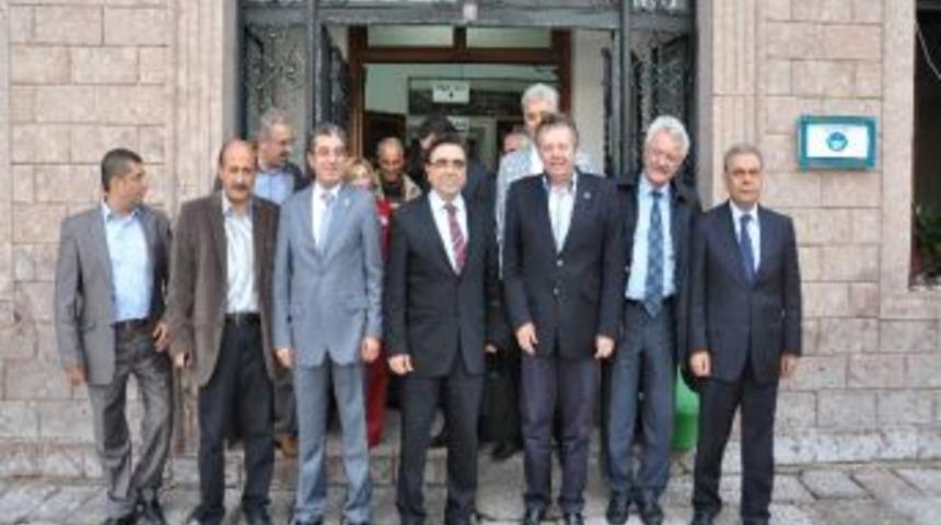 G&uuml;naydın&rsquo;dan T&uuml;rk&ouml;zen&rsquo;e Destek Ziyareti