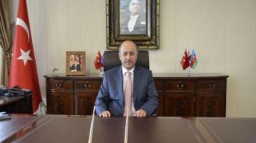 Ardahan Valisi Azioğlu: "inşaat Sekt&ouml;r&uuml;nde Yeterince Kalifiye Eleman Yok"