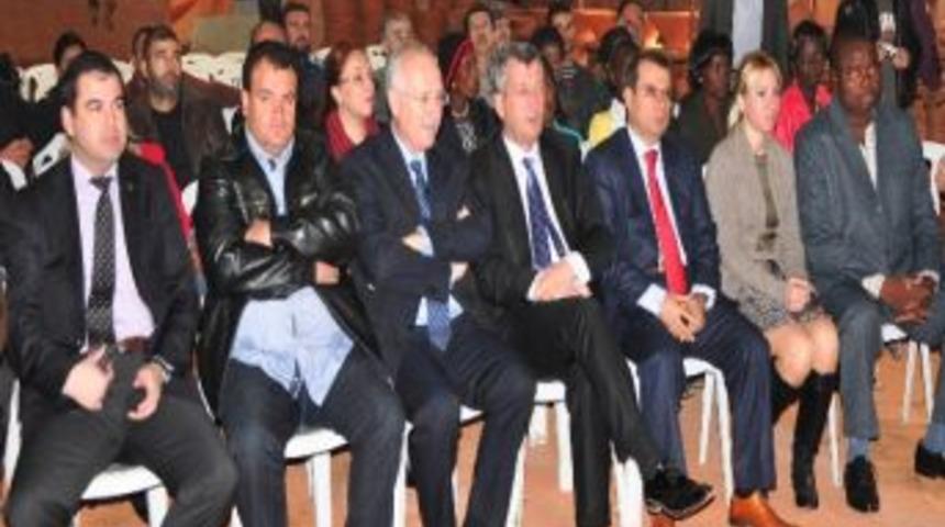 Benin&rsquo;li Kadınlara Menemen&rsquo;de &Ccedil;&ouml;mlek&ccedil;ilik Eğitimi