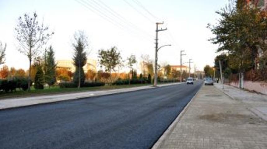 Koyunoğlu Caddesi'nde d&uuml;zenleme yapılıyor