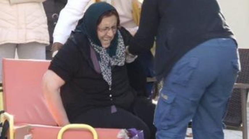 Kamyonun altında kaldı, burnu bile kanamadı