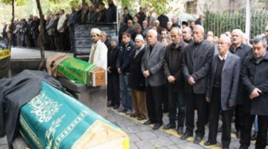 Akaydın Ailesinin Acı G&uuml;n&uuml;