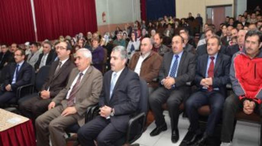 Aysal Ayta&ccedil;: &Ouml;ğrencilere Karşı Hoşg&ouml;r&uuml;l&uuml; Olun, &Ouml;nyargılı Olmayın