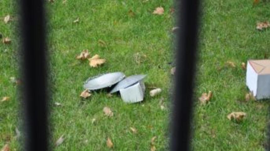 &Ouml;zl&uuml;k Haklarını Isteyen &Ccedil;alışanlar, Adalet Terazisini Bakanlık Bah&ccedil;esine Attı