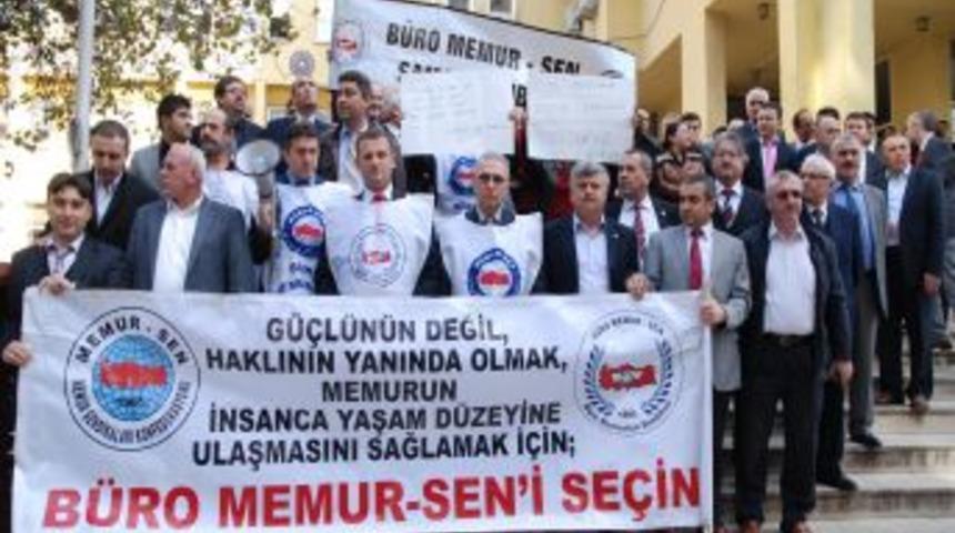 Adiye &Ccedil;alışanları &Ouml;zl&uuml;k Hakları I&ccedil;in Eylem Yaptı