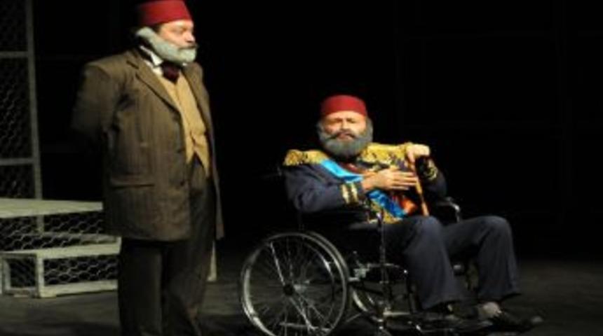 Şair Eşref&rsquo;e Gala