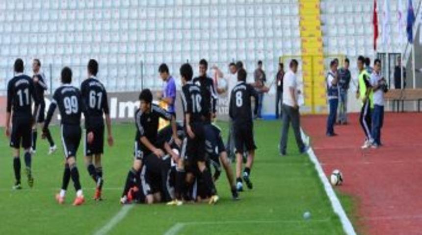 Yakutiyespor, Iğdır'a Hazırlanıyor
