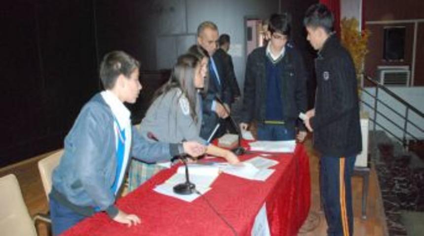 &Ouml;ğrenci Meclisi Merkez Il&ccedil;e Temsilcileri Se&ccedil;imi Yapıldı