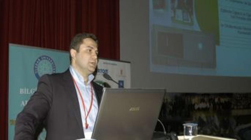 MEB Hem Ortaokul Hem De Lisede &Ouml;ğrencilere Tablet Bilgisayar Verecek