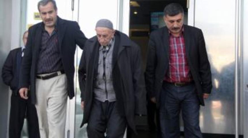 104 Yaşında Emekli Maaşı Almaya Başlayan İbrahim Eren, Hacca Gitmeyi Planlıyor