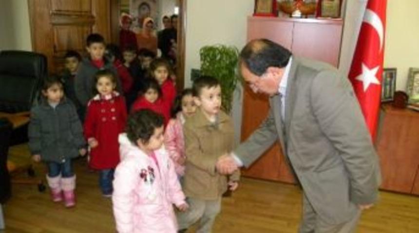 &Ouml;ğrencilerden Başkan &Ouml;zkan&rsquo;a Ziyaret
