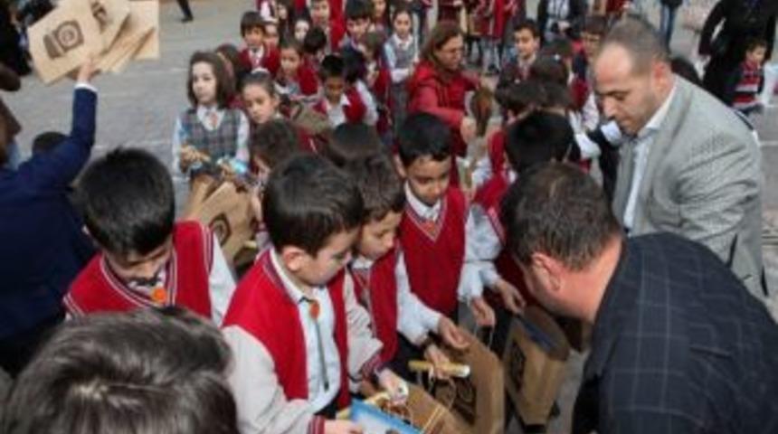 B&uuml;y&uuml;kşehir Belediyesi'nden &Ccedil;ocuk Hakları Etkinliği