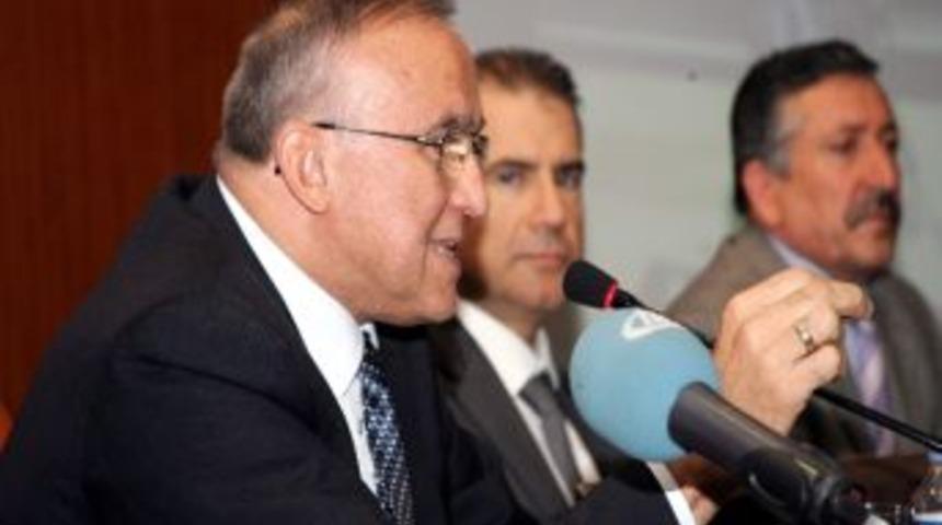 Gaziantep B&uuml;y&uuml;kşehir Belediye Başkanı G&uuml;zelbey&rsquo;in Basın Toplantısı