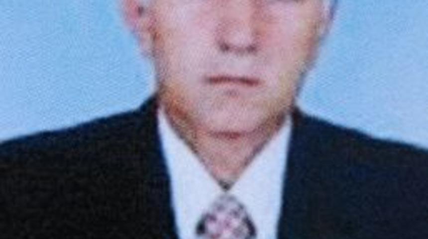 İ&ccedil;işleri Bakanı Şahin, Eski Vali Şinasi Kuş'un Cenazesine Katıldı