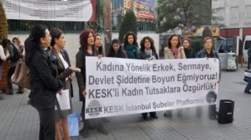 Kadına Y&ouml;nelik Şiddete Dikkat &Ccedil;ekmek I&ccedil;in Eylem Yaptılar